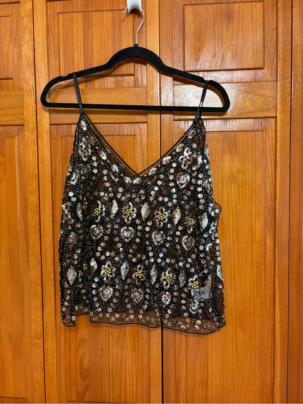 Black Sequin V-Neck Tank Top - Picture 4 of 4